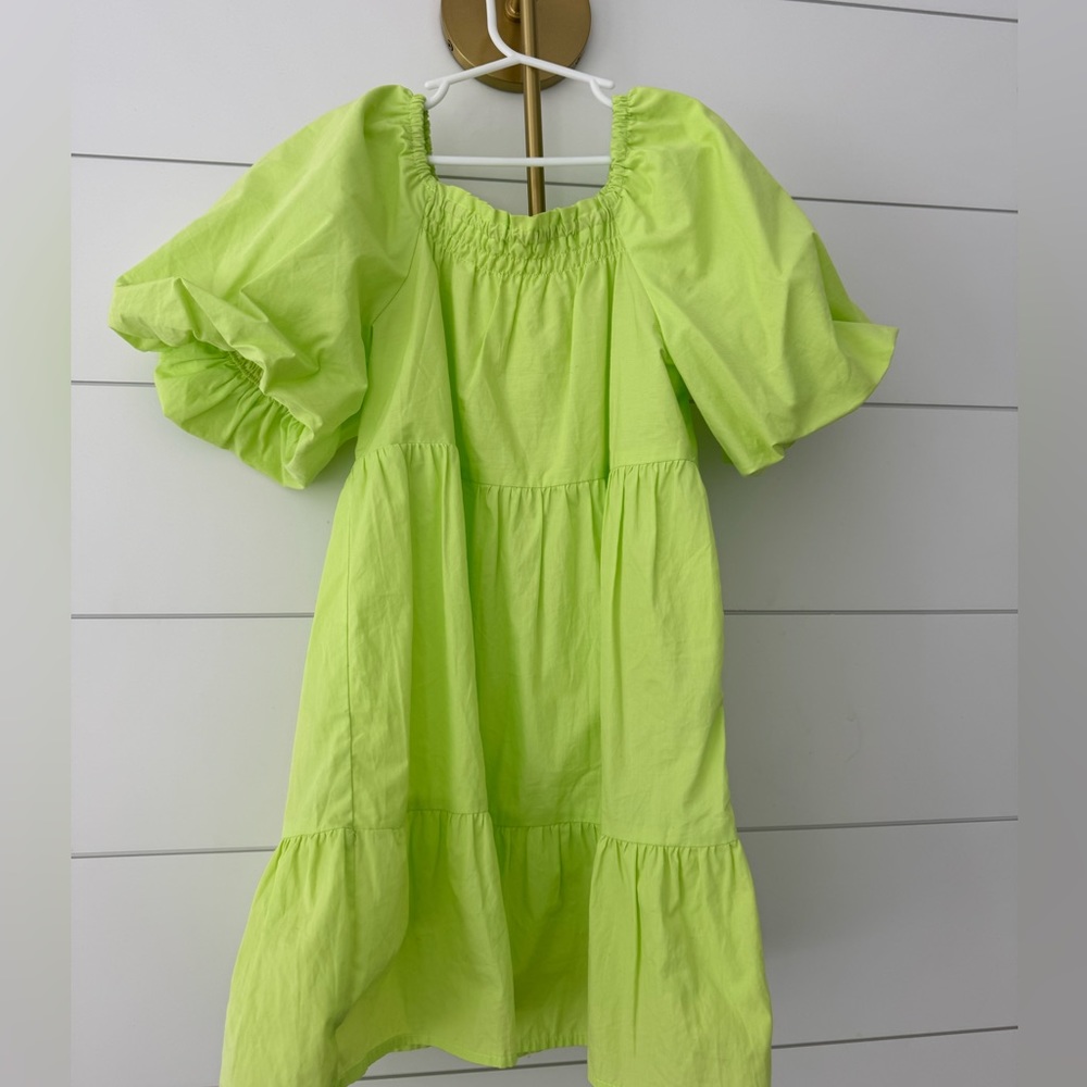 Zara lime green dress with puffy sleeves